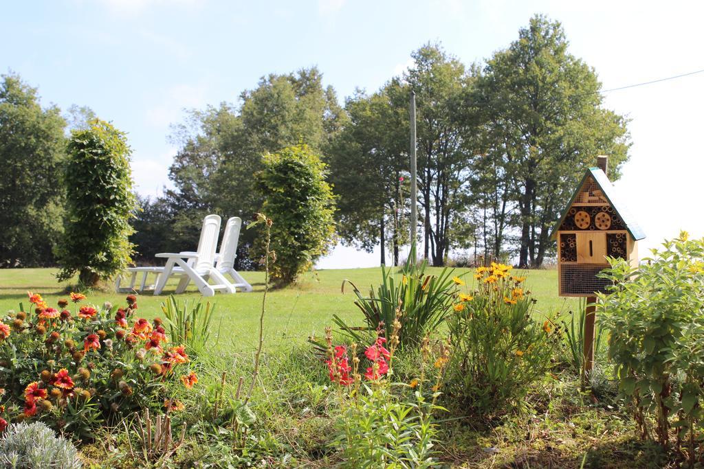 A L'ombre Des Chenes Holiday home *